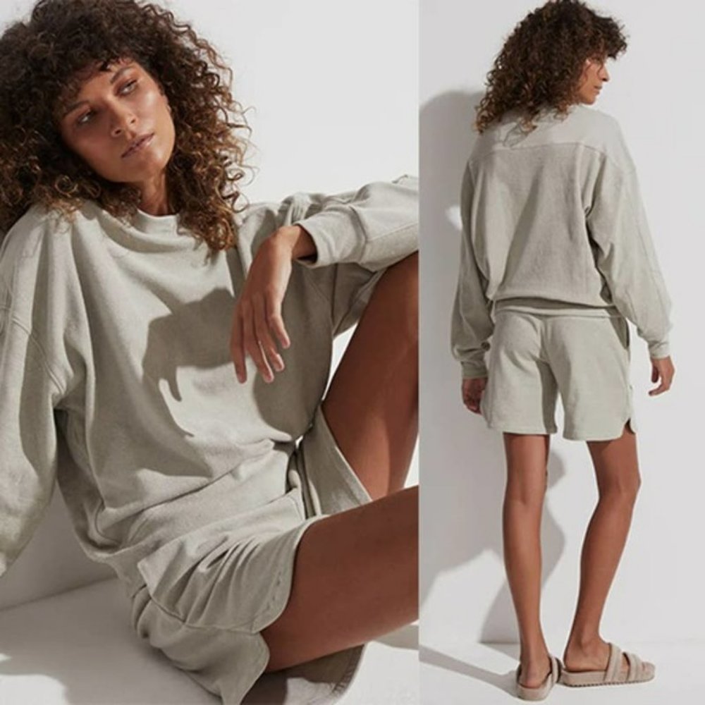 Varley Lyle Long Sleeve Top Sweatshirt in Sage Grey Women's Size Medium